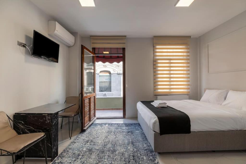 Daire Cozy & Comfy Studio At Beyoglu - 40